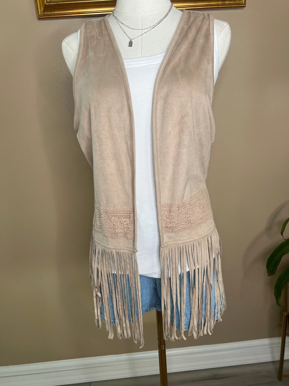 Maurices Faux Suede Fringe Vest Large Boho Western Crochet Trim